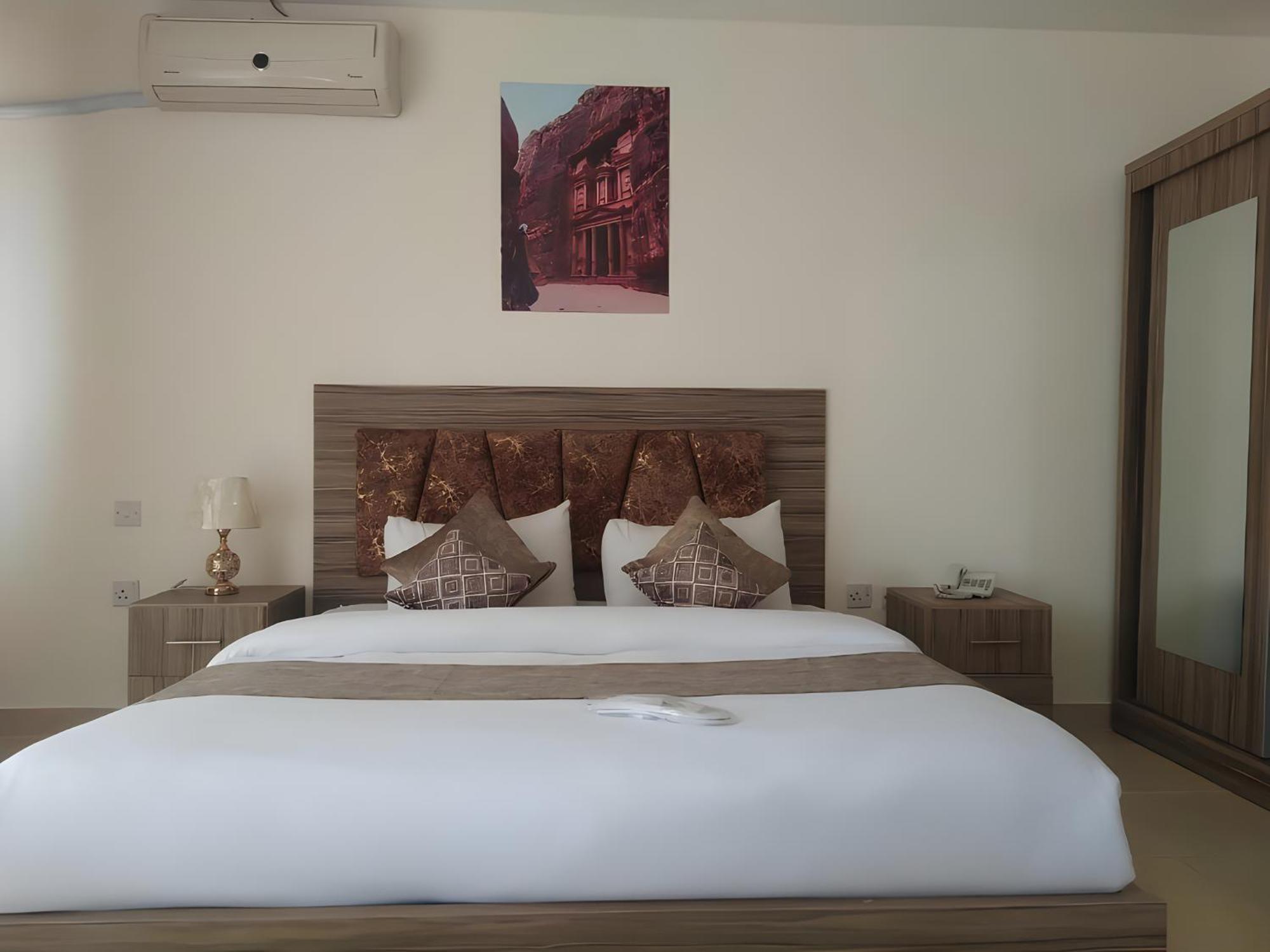 Rayan Hotel Apartments アンマン エクステリア 写真
