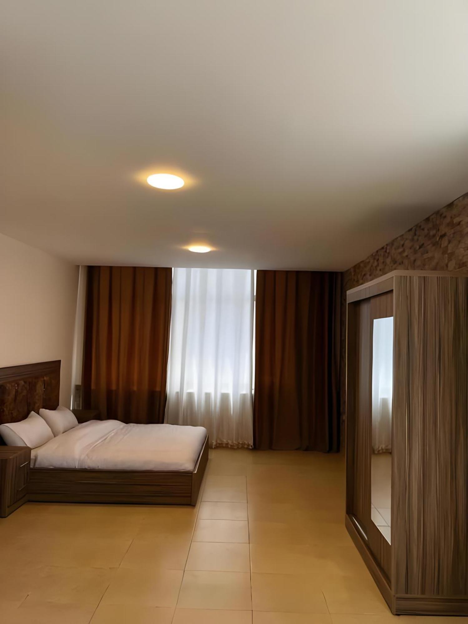 Rayan Hotel Apartments アンマン エクステリア 写真